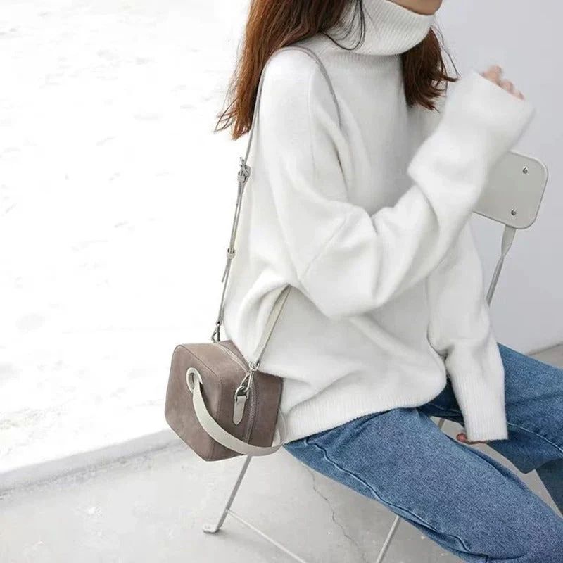 Weekend Cropped Sweater