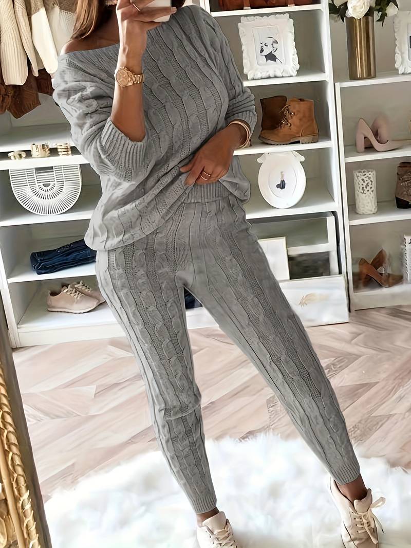 Relaxed Ribbed Sweater