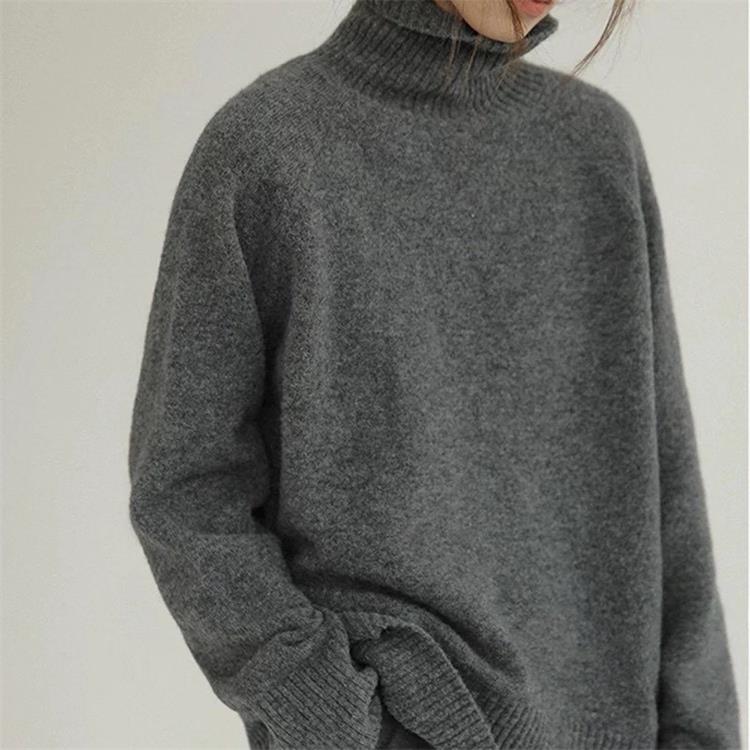 Everyday Buttoned Sweater