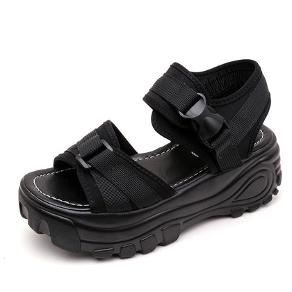 Relaxed Raffia Sandals