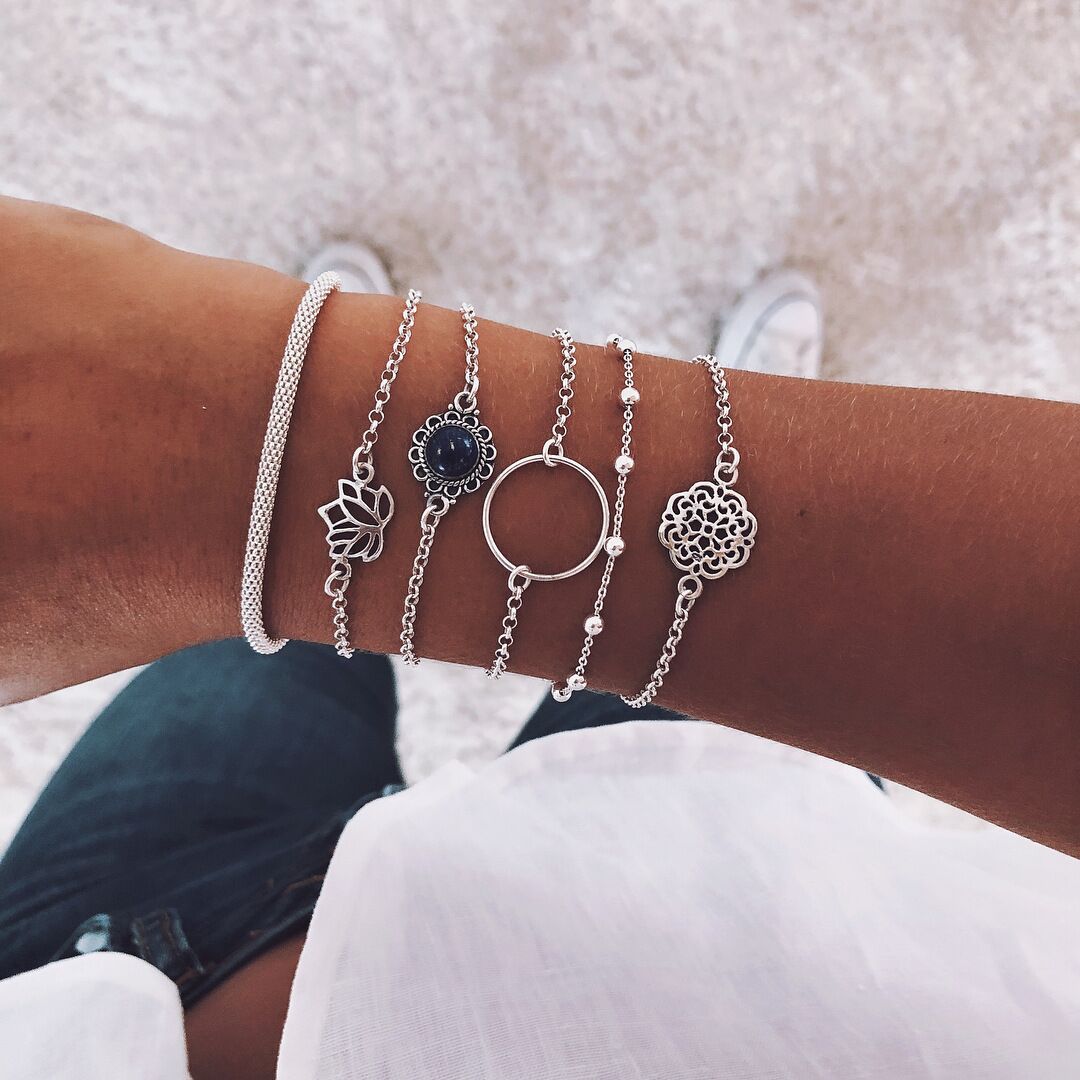 Light Matching Set