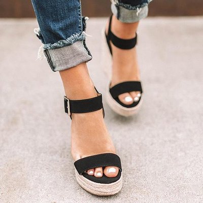 Minimal Summer Sandals