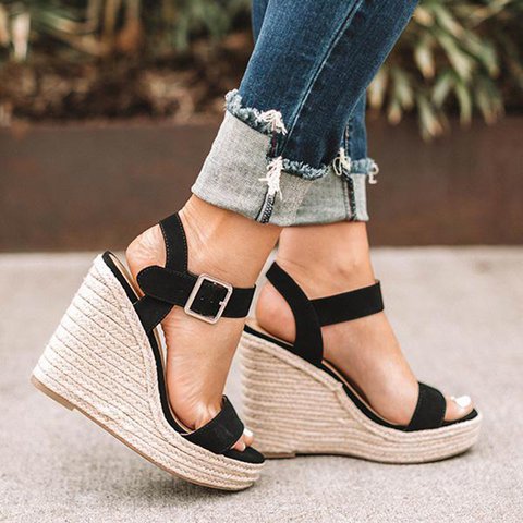 Minimal Summer Sandals