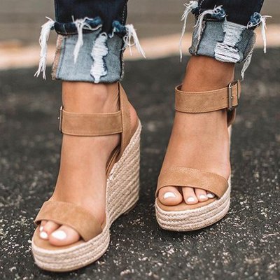 Minimal Summer Sandals