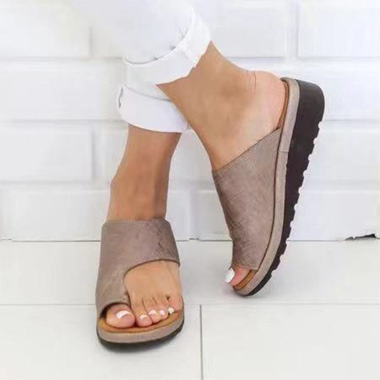 Light Classic Sandals
