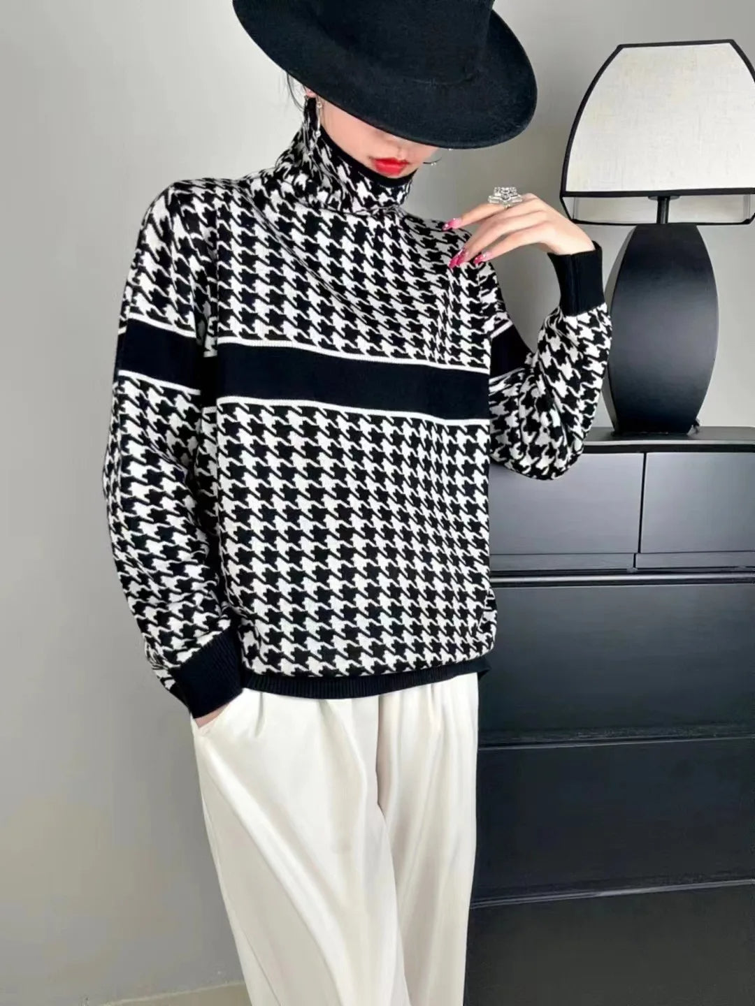 Relaxed Cropped Sweater