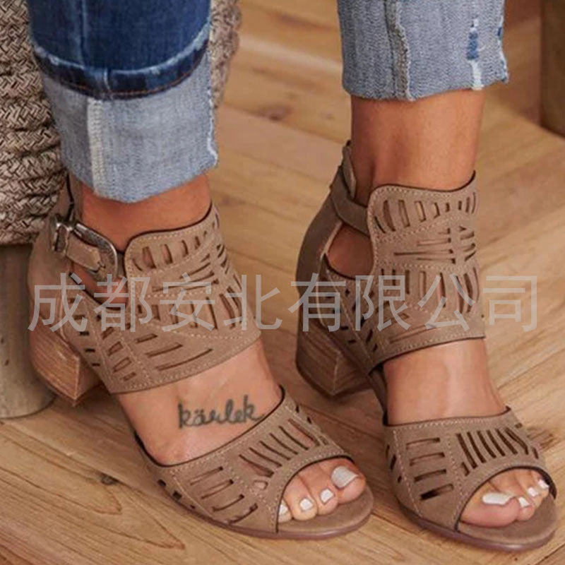 Daily Buckled Sandals
