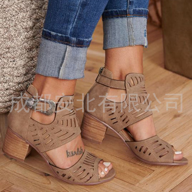 Daily Buckled Sandals