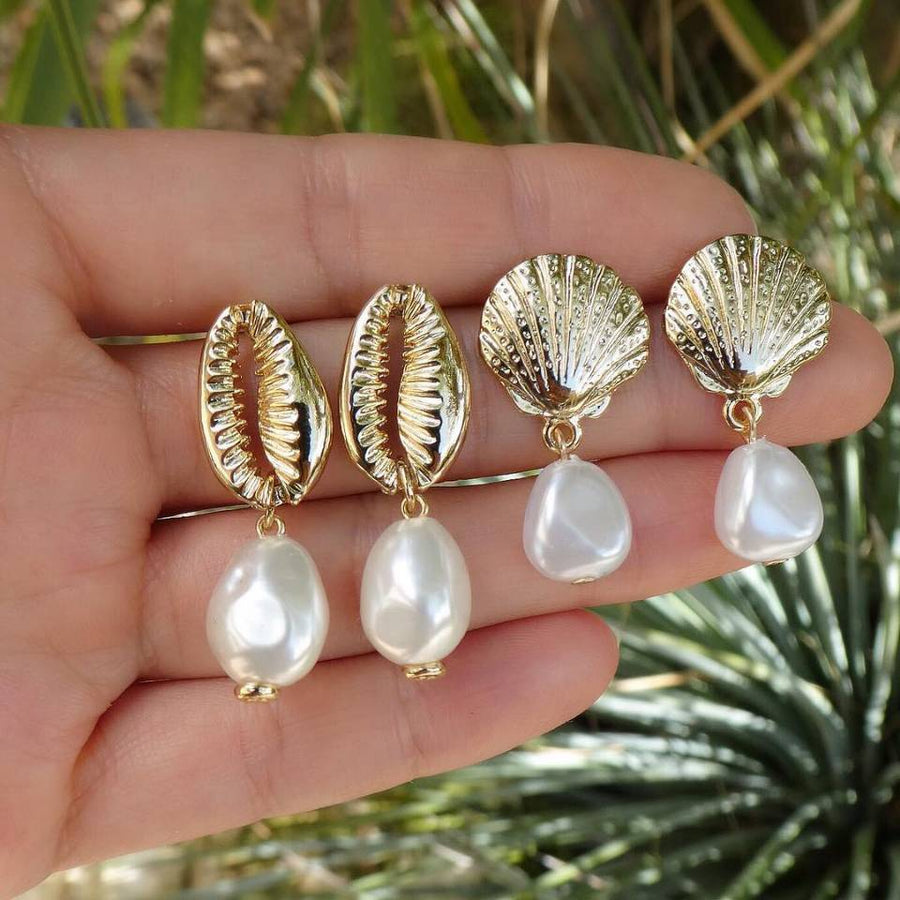 Simple Buttoned Set