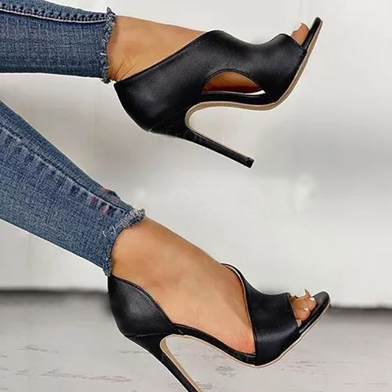 Easy Flat Sandals