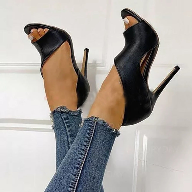 Easy Flat Sandals