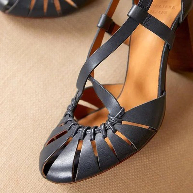 Relaxed Classic Sandals