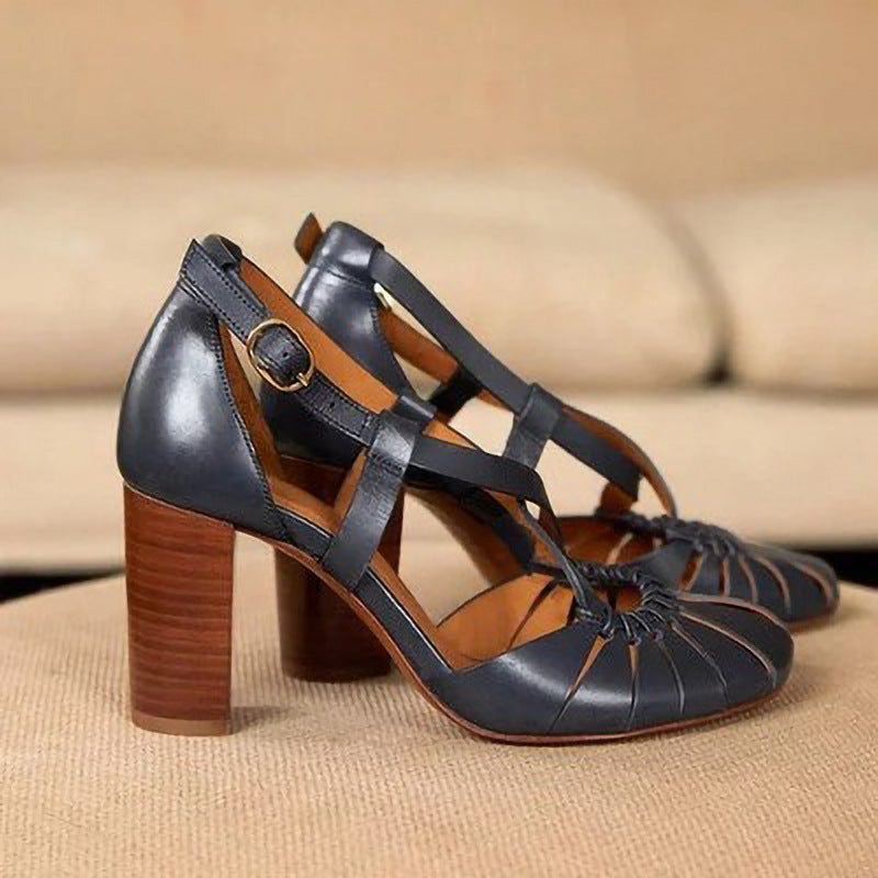 Relaxed Classic Sandals