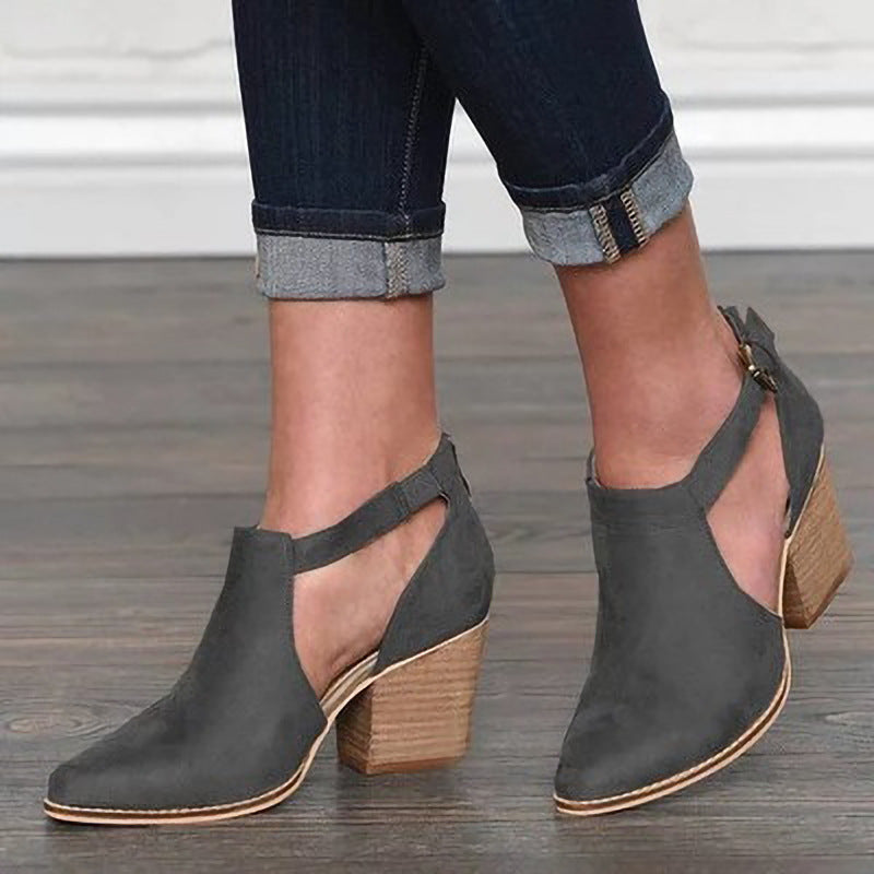 Weekend Cushioned Sandals