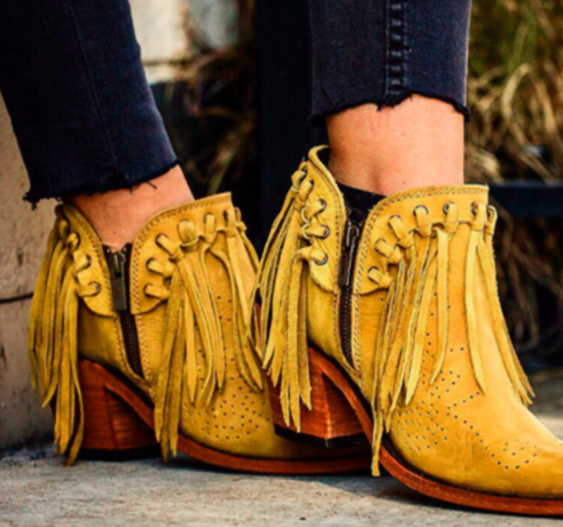 Walking Heeled Boots
