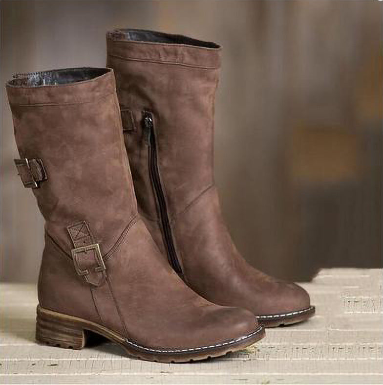 Relaxed Pointed Boots