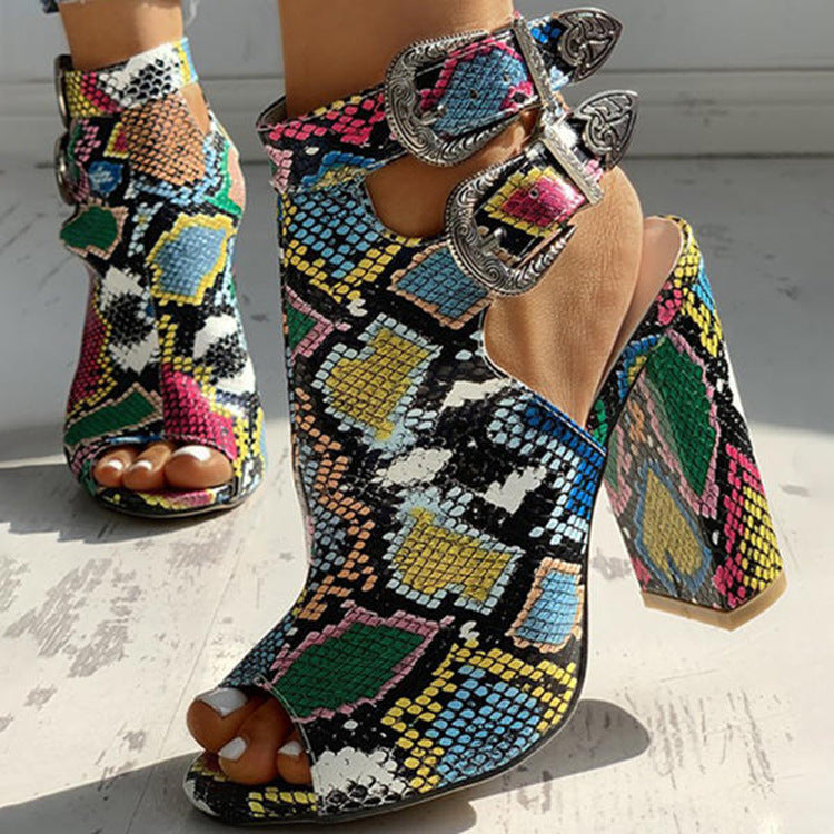 Relaxed Platform Sandals