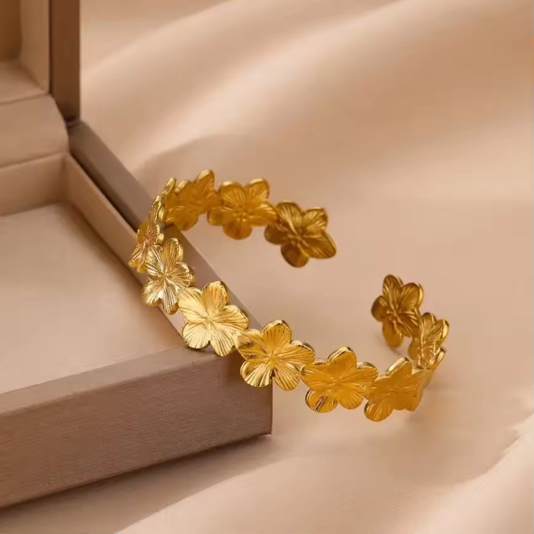 Elegant Set Jewelry