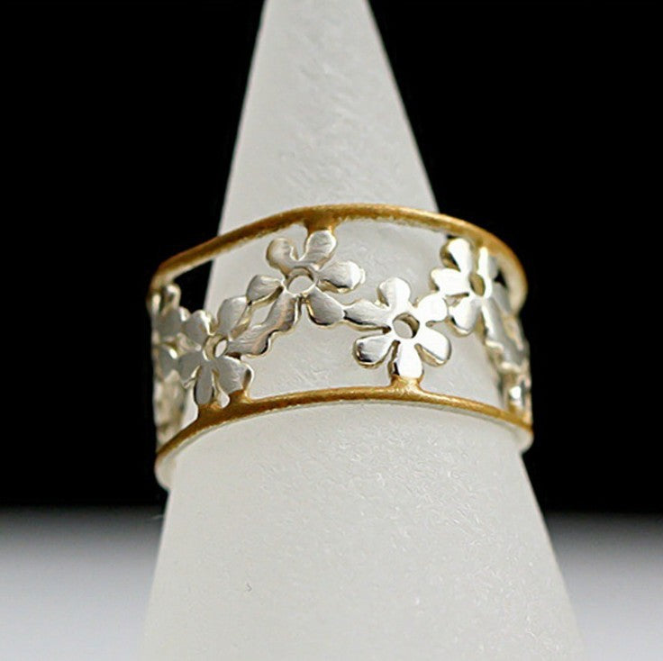 Minimalist Vintage Jewelry