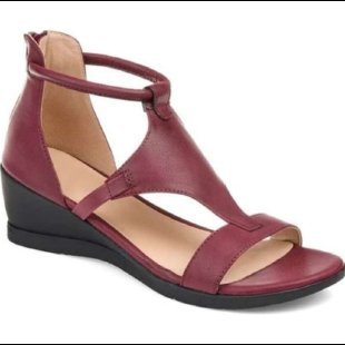 Minimal Cushioned Sandals