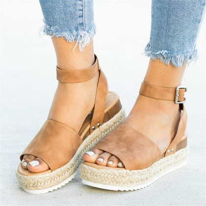 Clean Classic Sandals