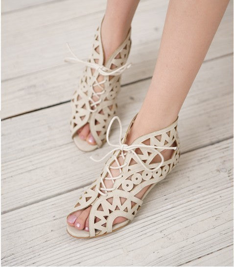Relaxed Woven Sandals