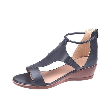 Weekend Braided Sandals