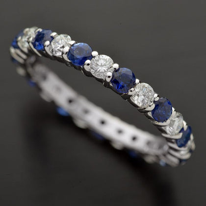Graceful Gold Jewelry