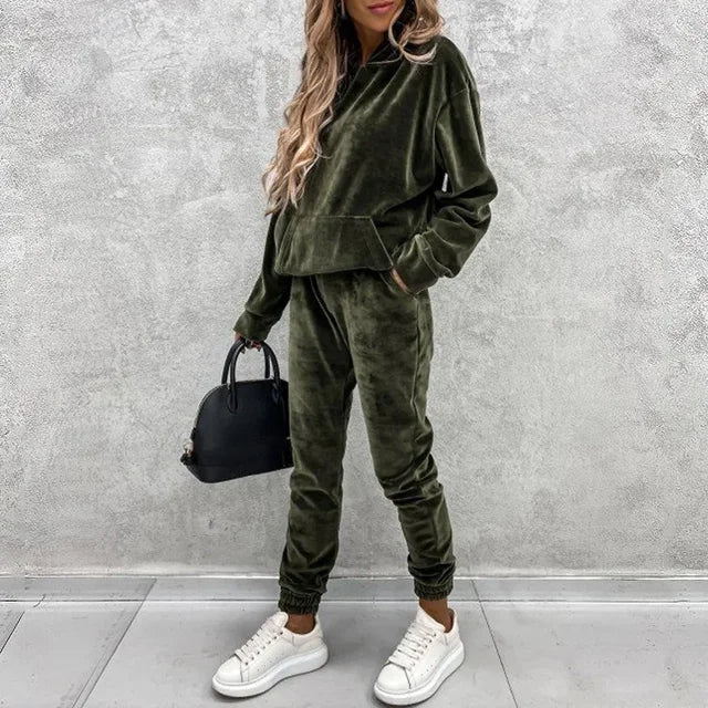 Classic Cropped Sweater