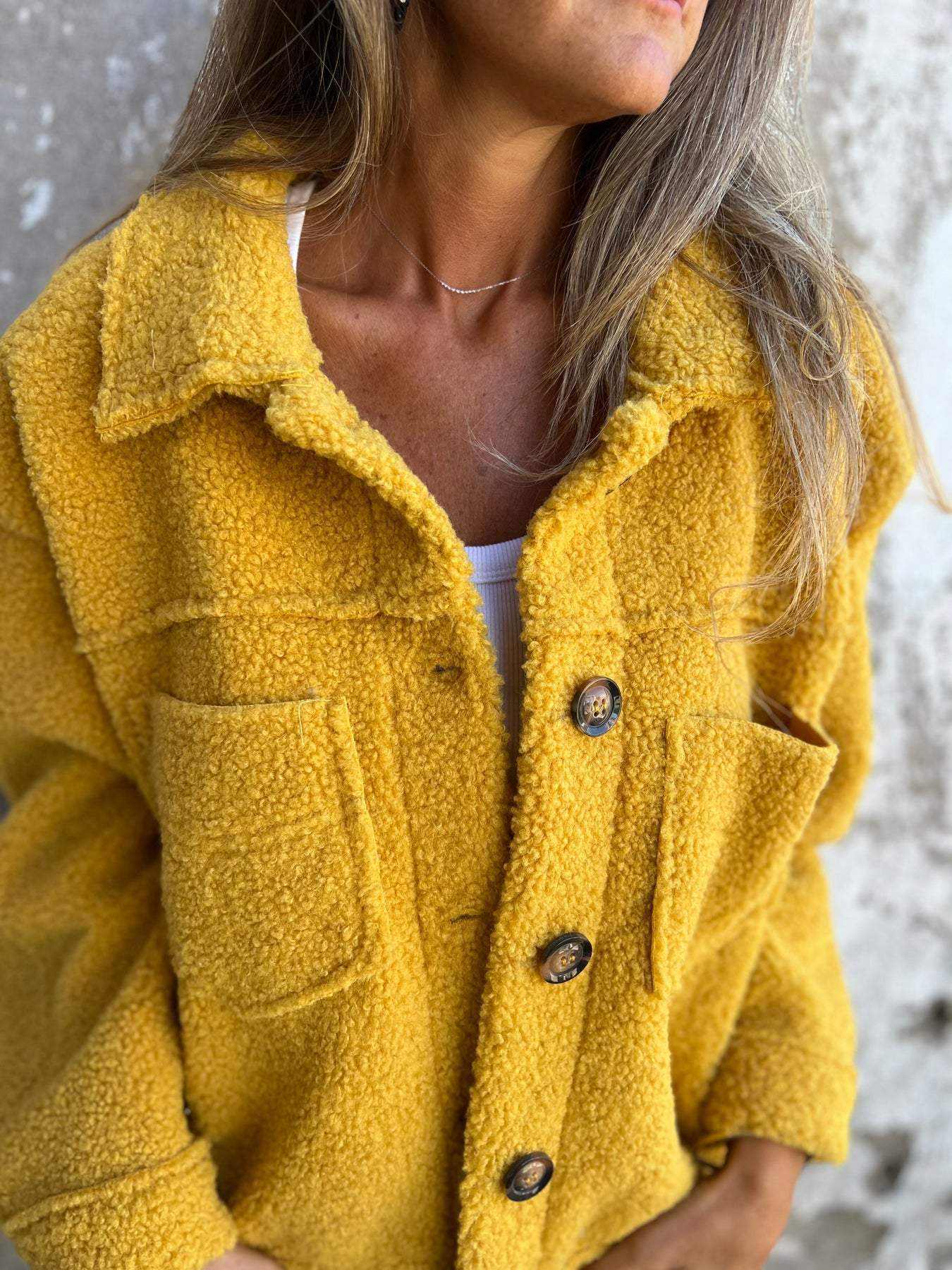 Relaxed Buttoned Coat