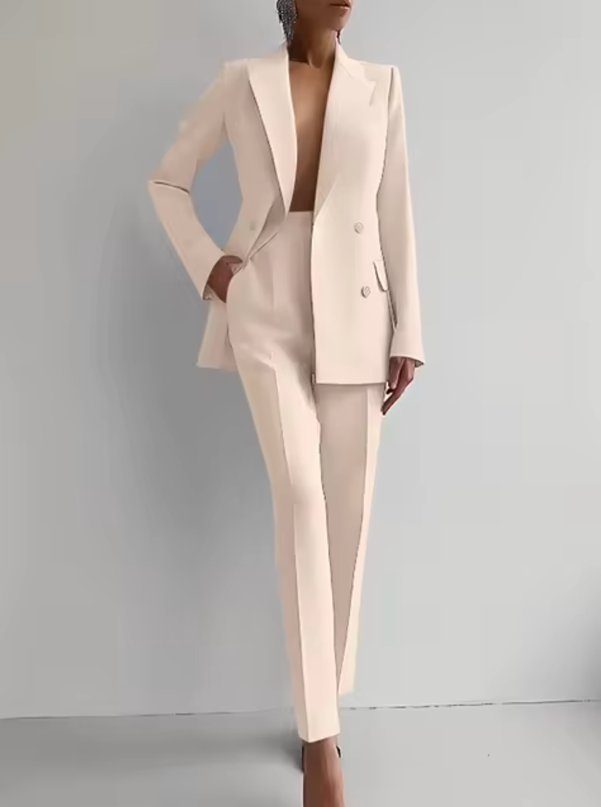 Airy Buttoned Set