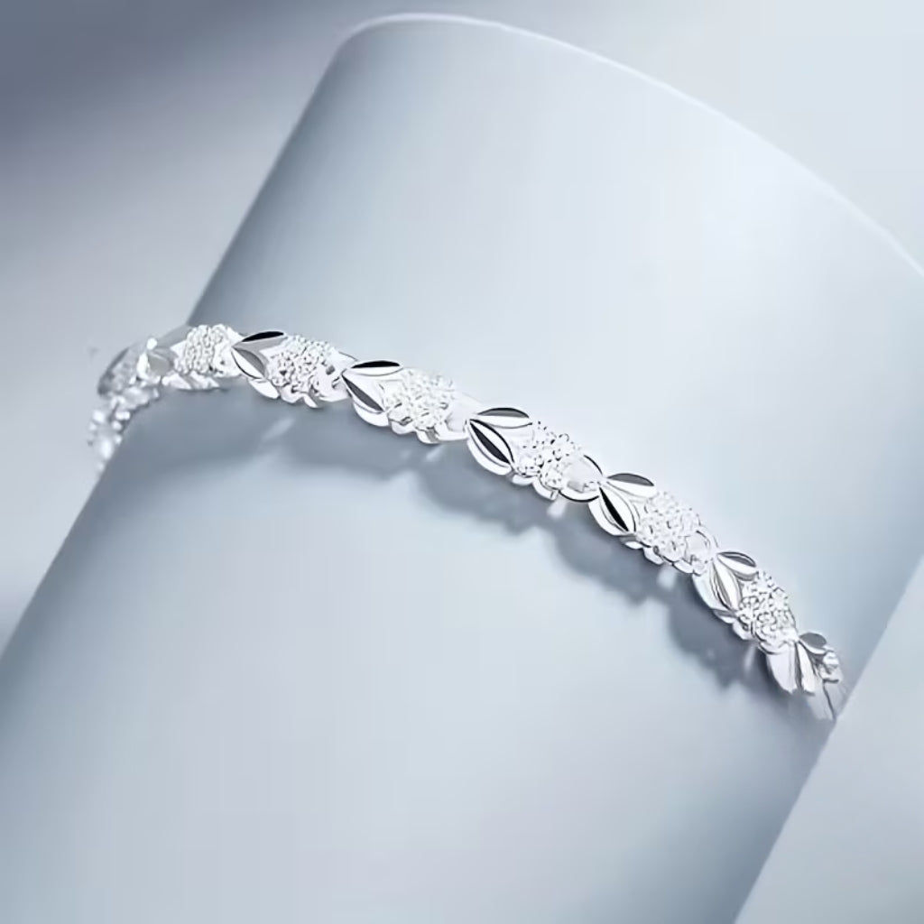 Weekend Pendant Jewelry