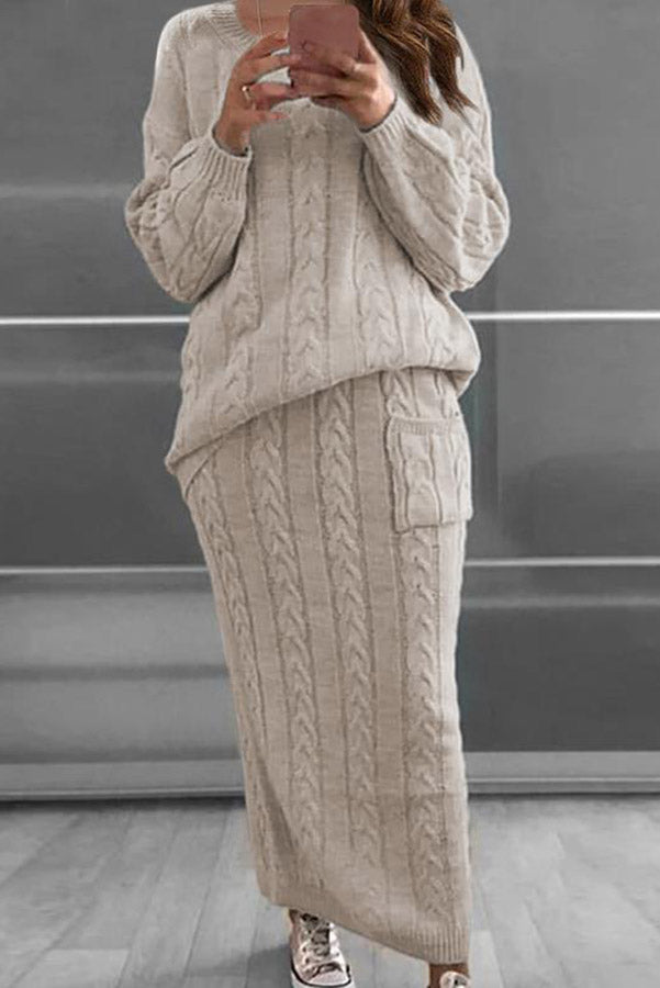 Everyday Buttoned Sweater