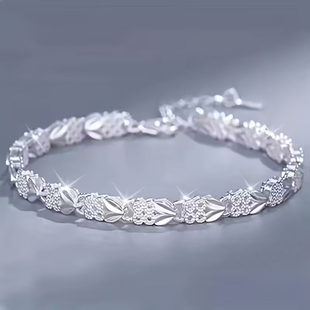 Weekend Pendant Jewelry