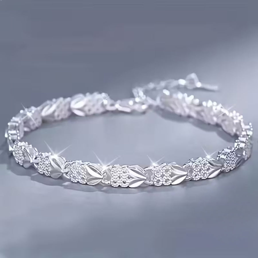 Weekend Pendant Jewelry