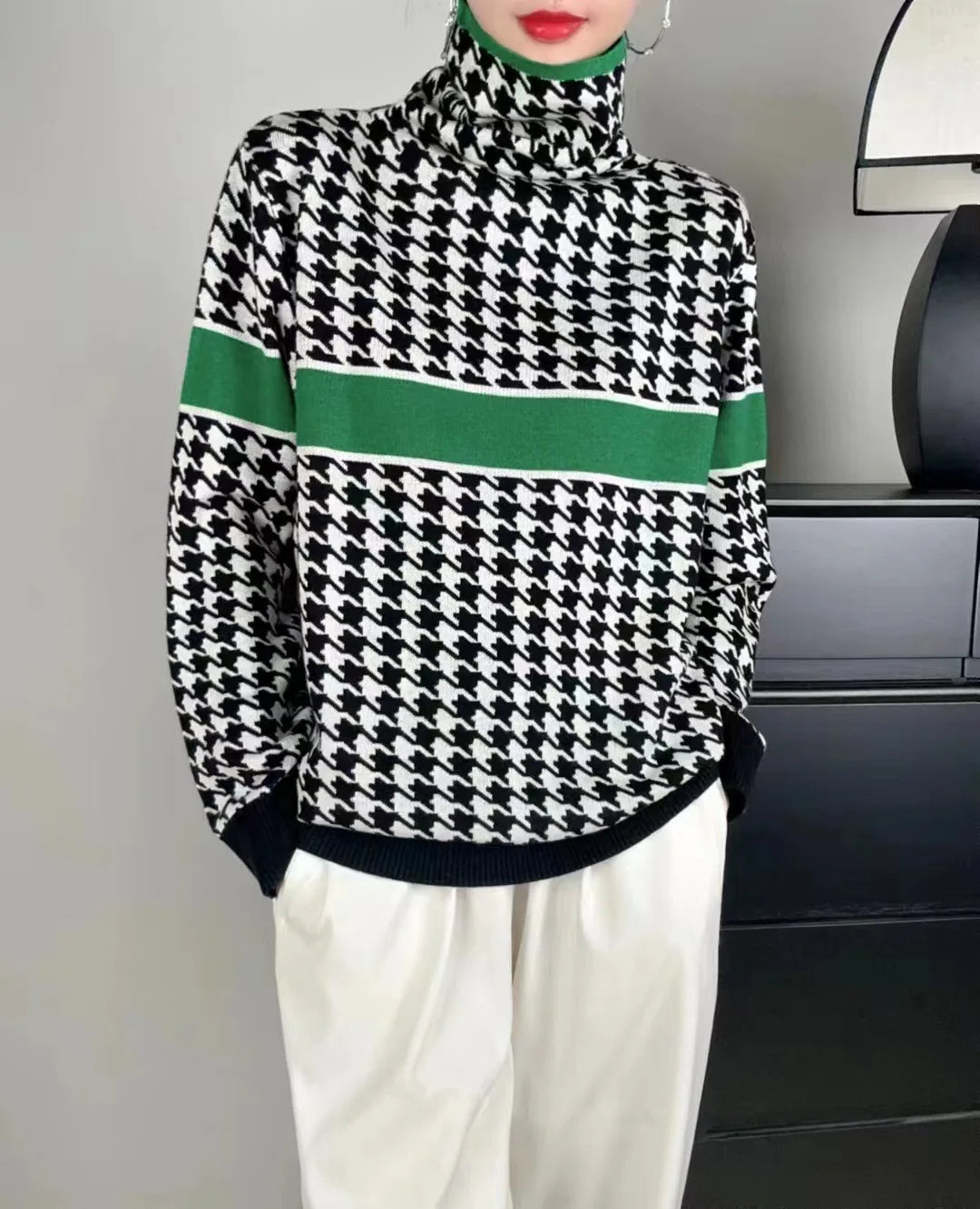 Relaxed Cropped Sweater