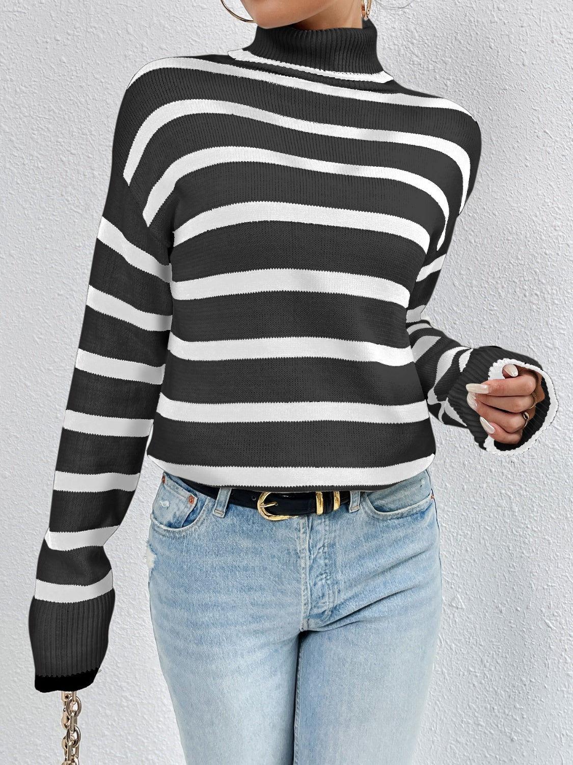 Weekend Cropped Sweater