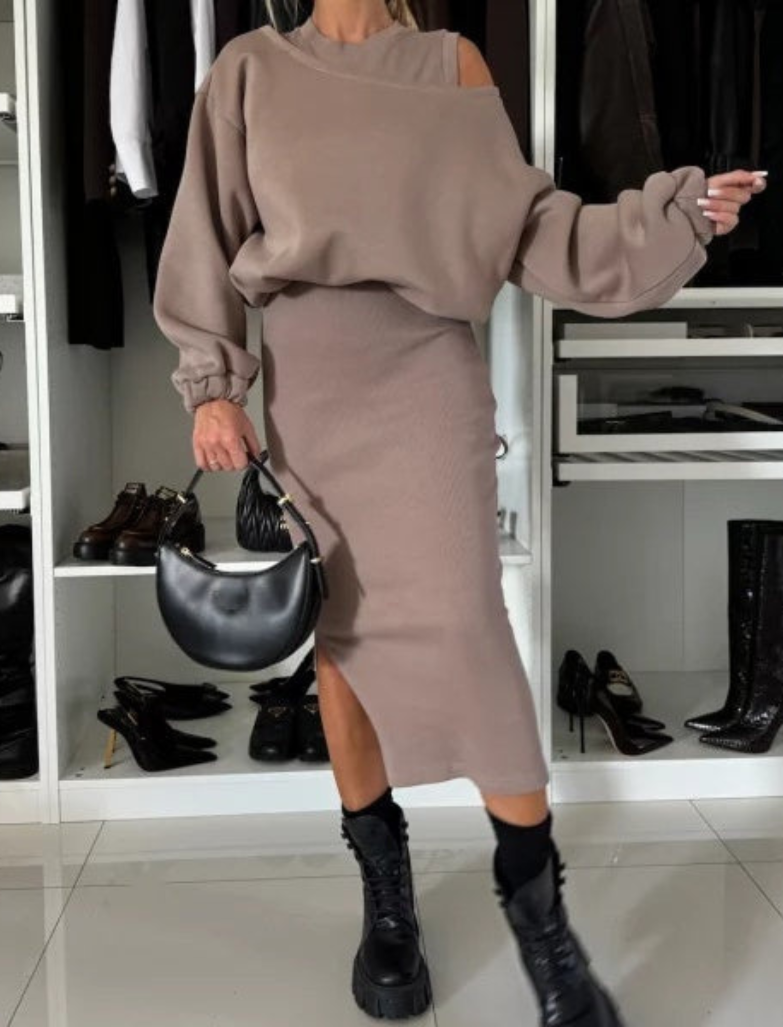 Everyday Buttoned Sweater