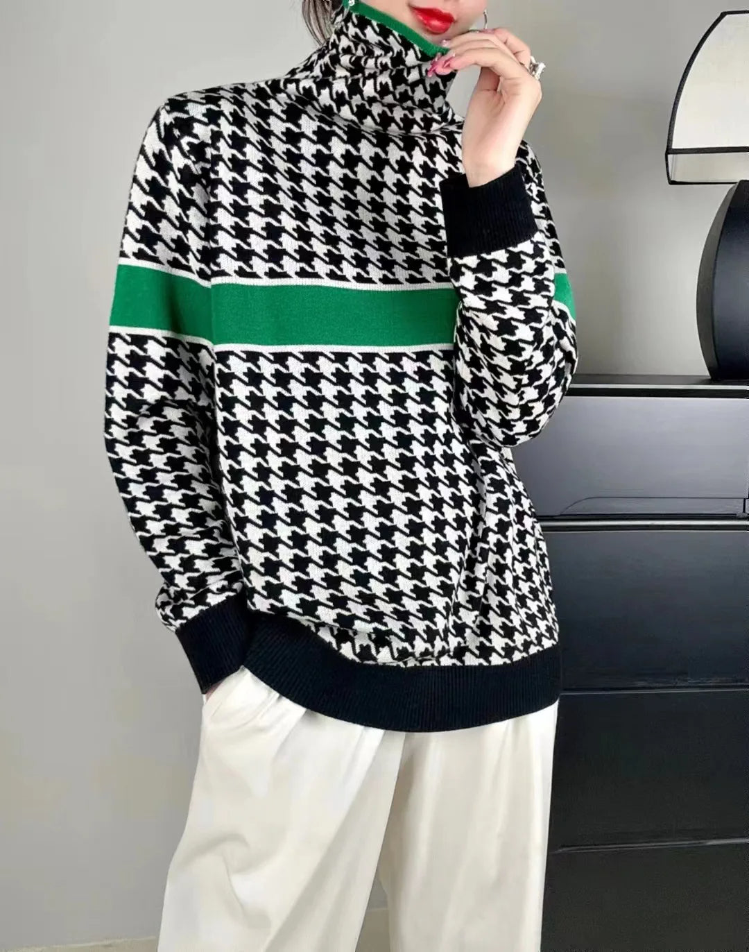 Relaxed Cropped Sweater