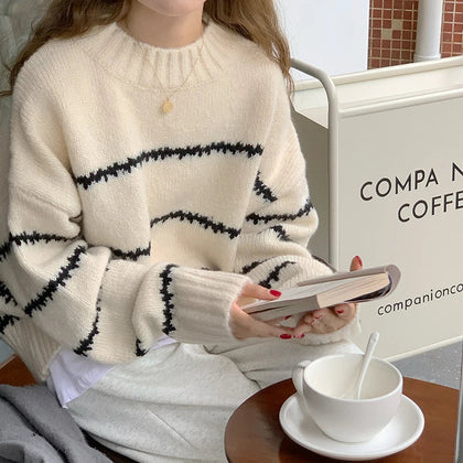 Relaxed Buttoned Sweater