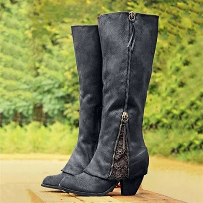 Relaxed Buckled Boots
