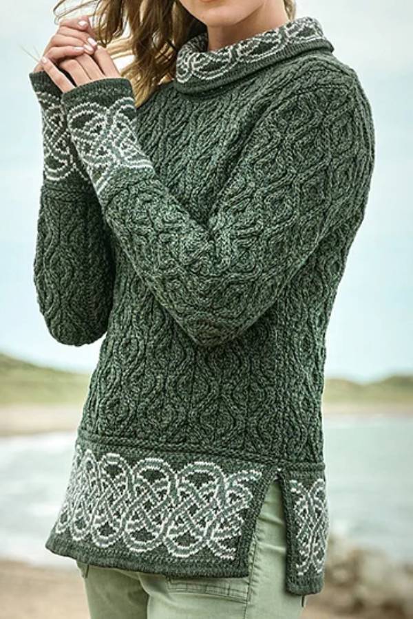 Relaxed Buttoned Sweater