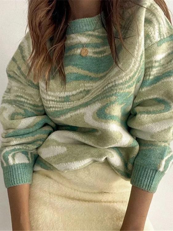 Everyday Buttoned Sweater