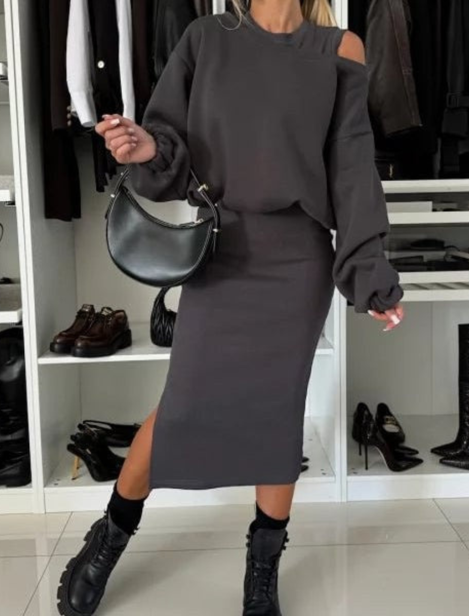 Everyday Buttoned Sweater