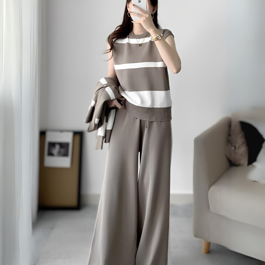 Textured Buttoned Sweater