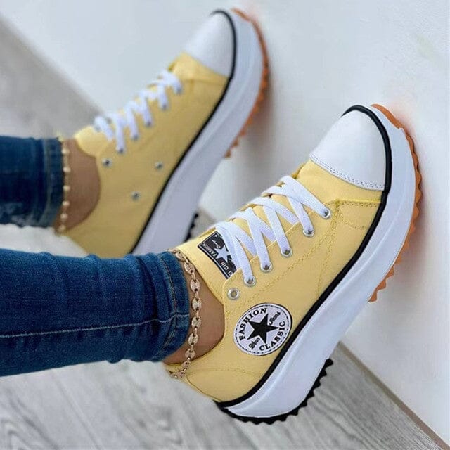 Travel Classic Sneakers