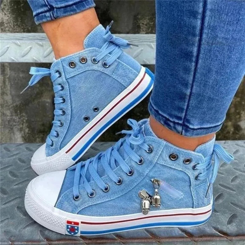 Minimal Casual Sneakers