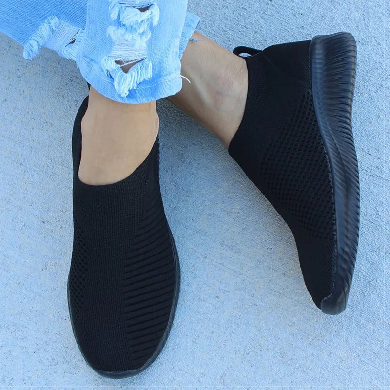Walking Everyday Sneakers