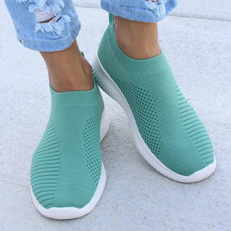 Walking Everyday Sneakers