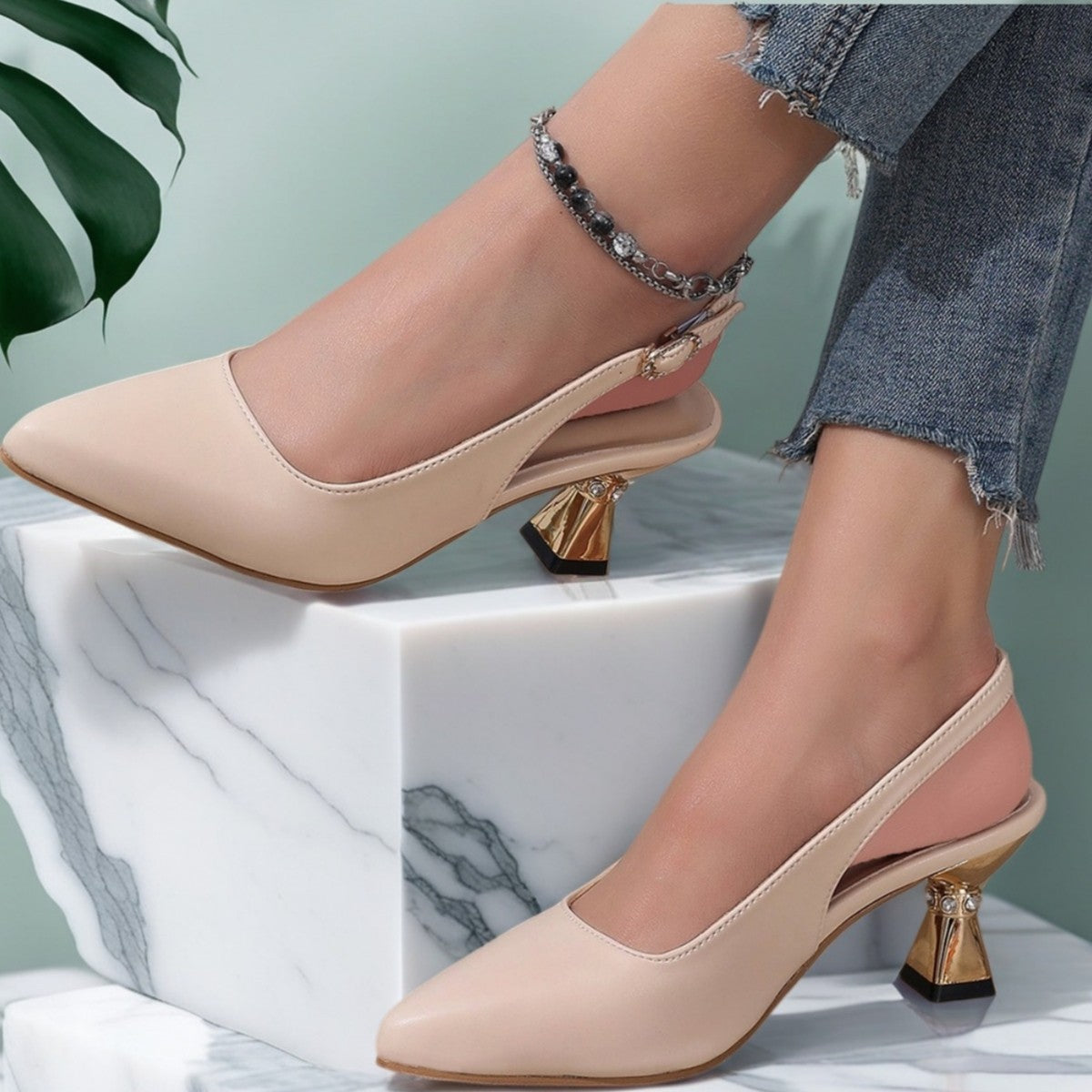 Brunch Lightweight Sandals